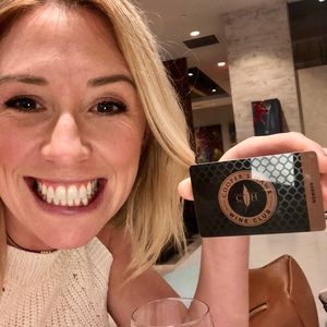 Meet your Posher, Angie